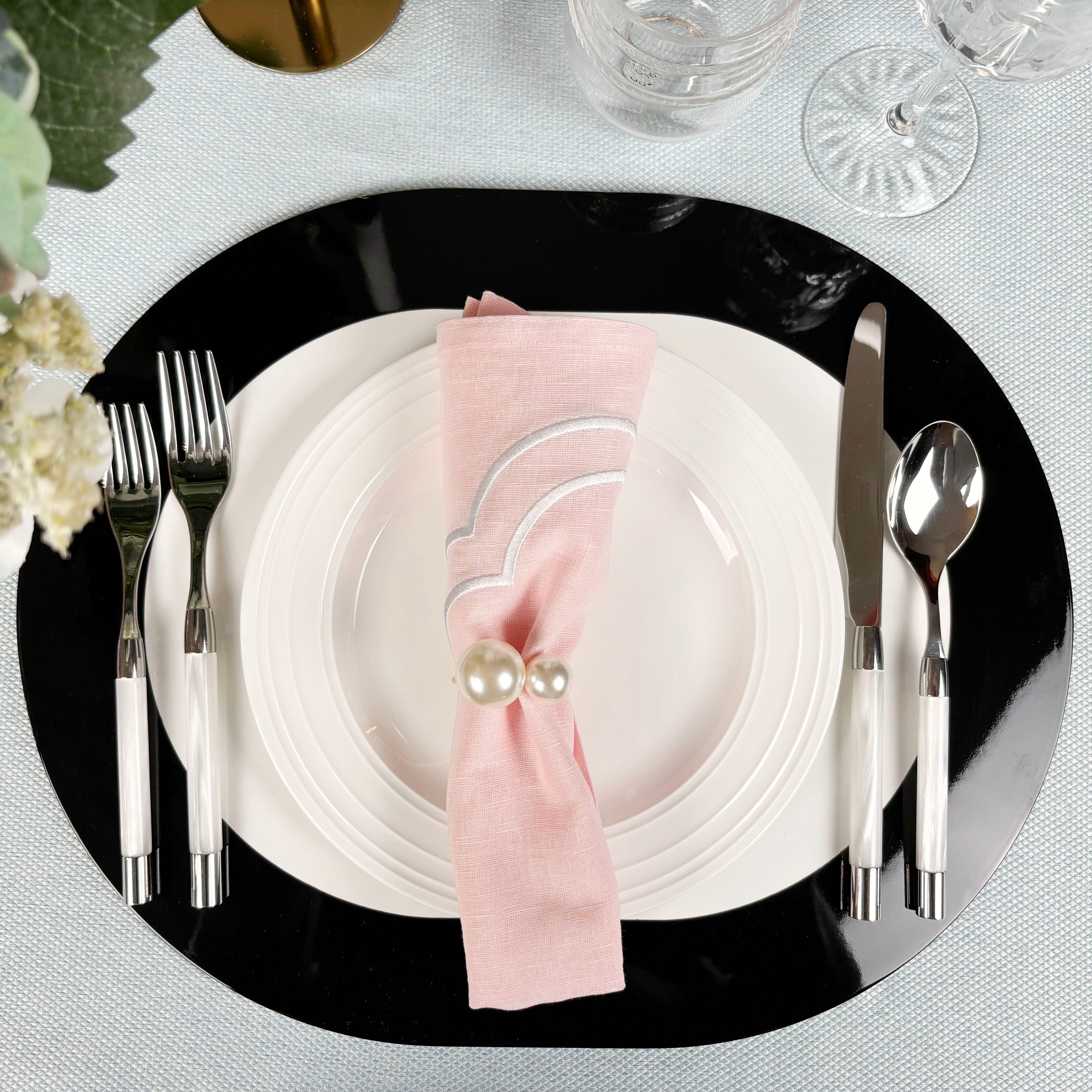 Charlotte Embroidered Cotton Linen Napkins - Light Pink