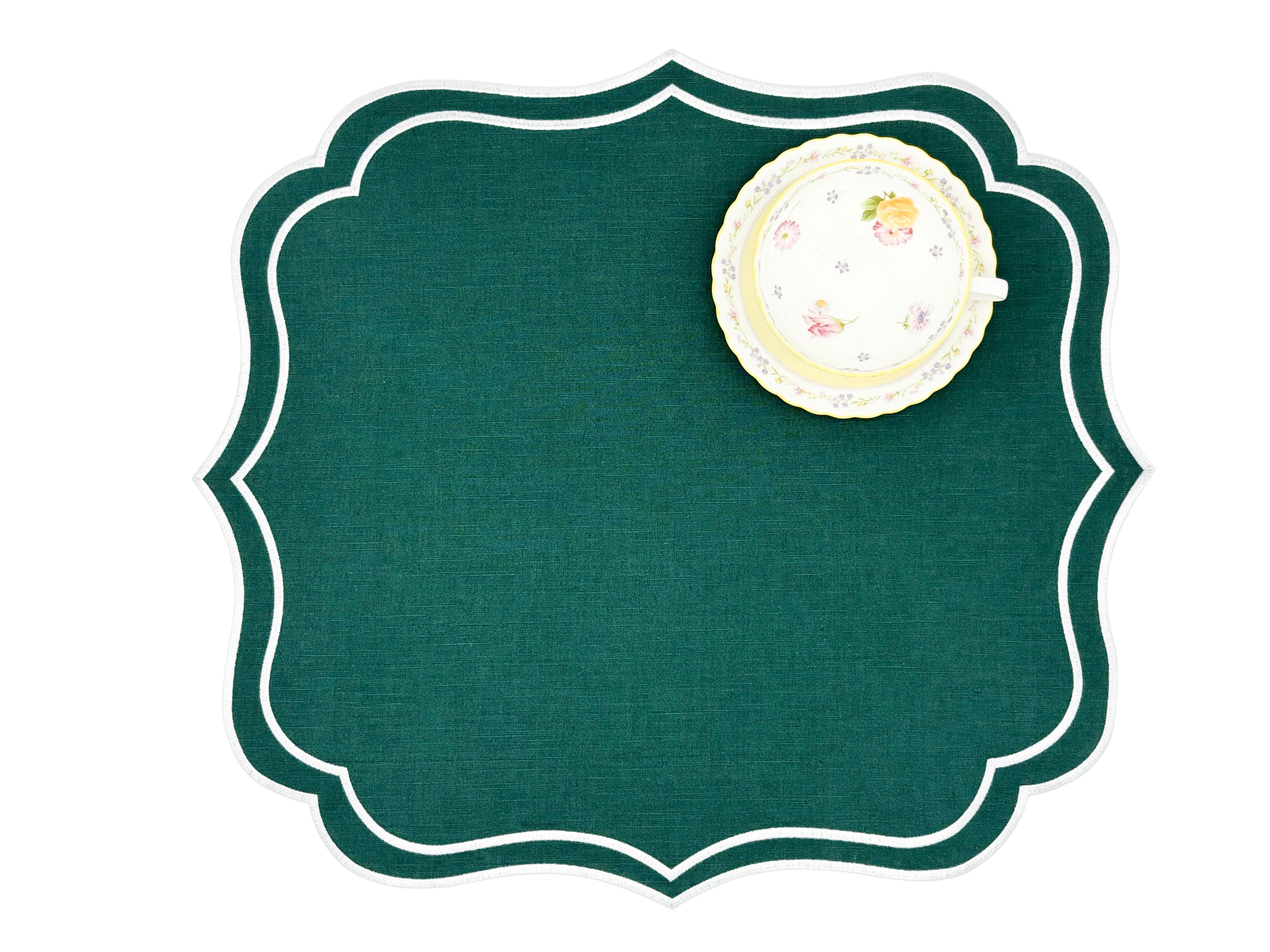 Charlotte Scallop Embroidered Placemats - Green